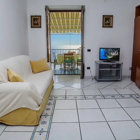 Moressa Apartment *