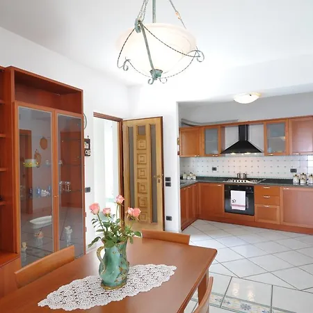 Moressa Apartment *